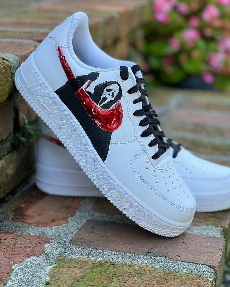 Custom Sneaker Black Ghostface