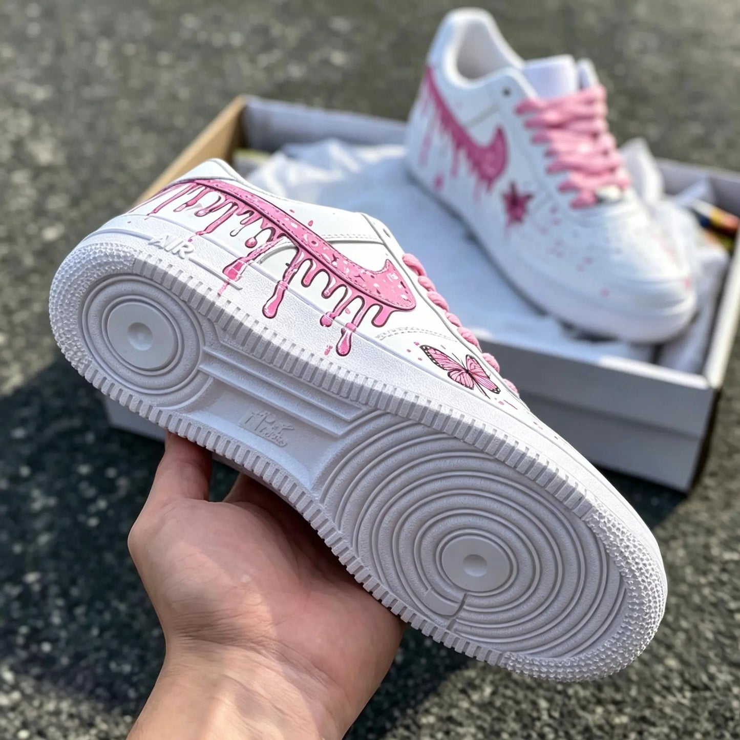 Custom Sneaker Pink Drip & Butterfly