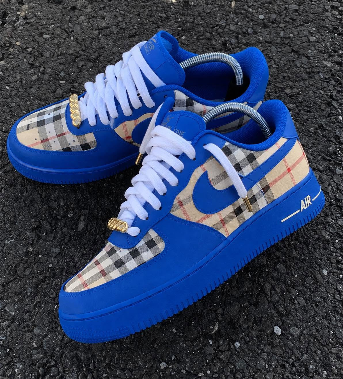 Custom Sneaker Blue BBR