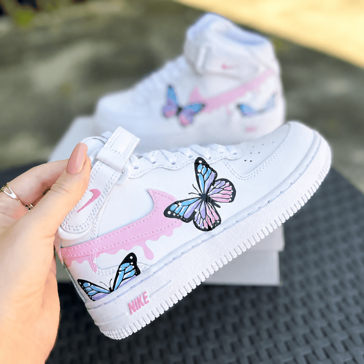 Custom Sneaker Pink Butterfly Drip Lava