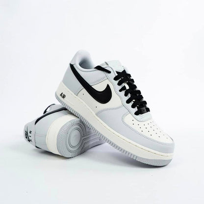 Custom Sneaker Low Light Gray Black