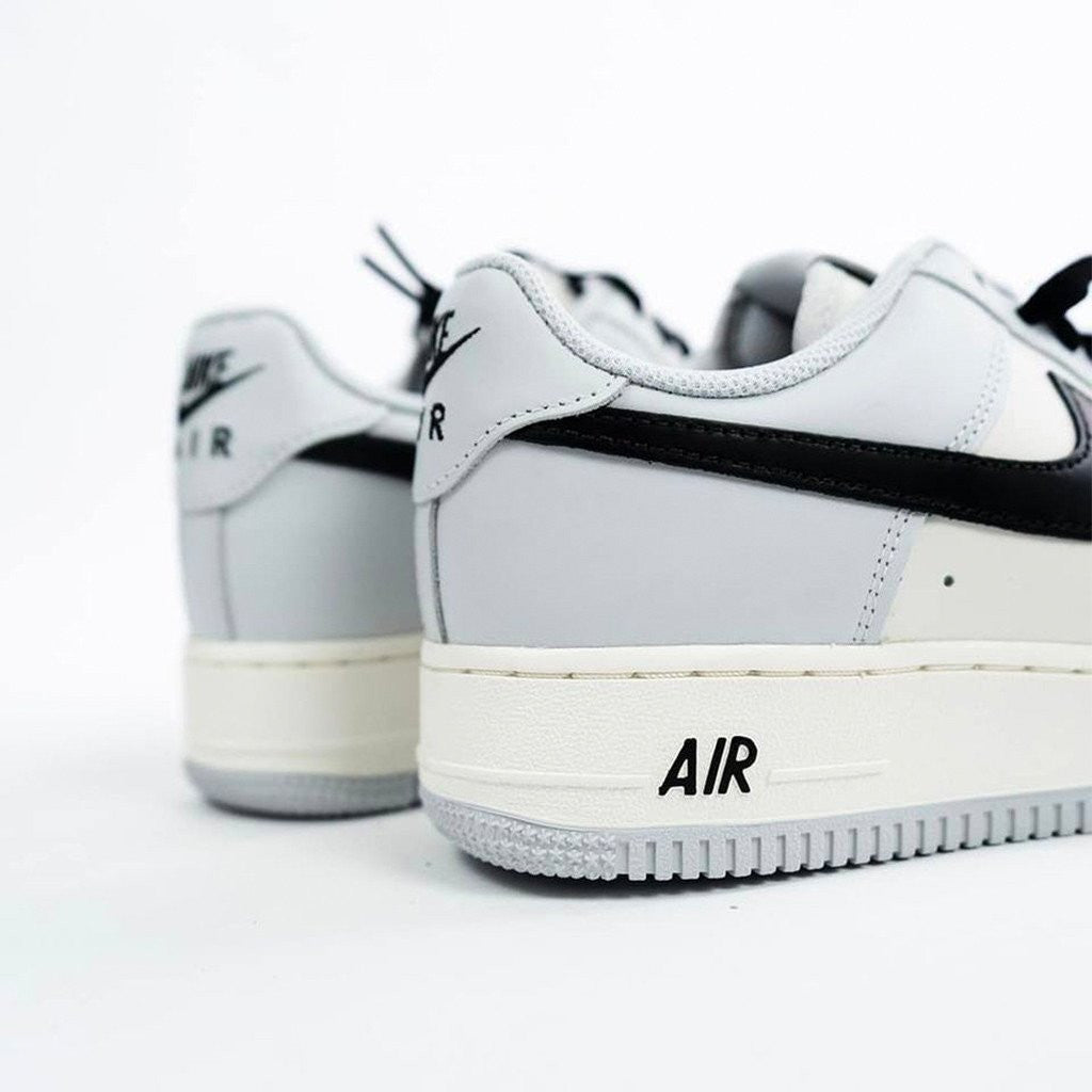 Custom Sneaker Low Light Gray Black