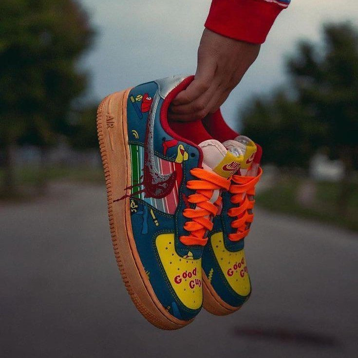 Custom Sneaker Chucky