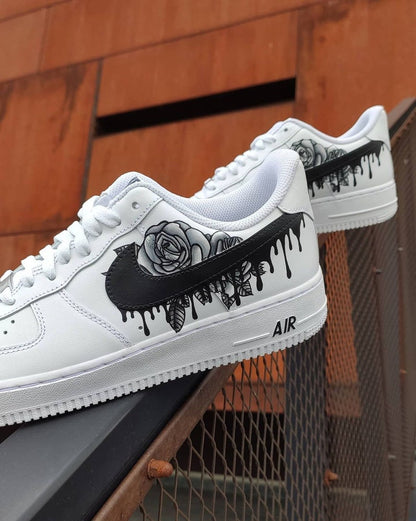 Custom Sneaker Rose Black Drips