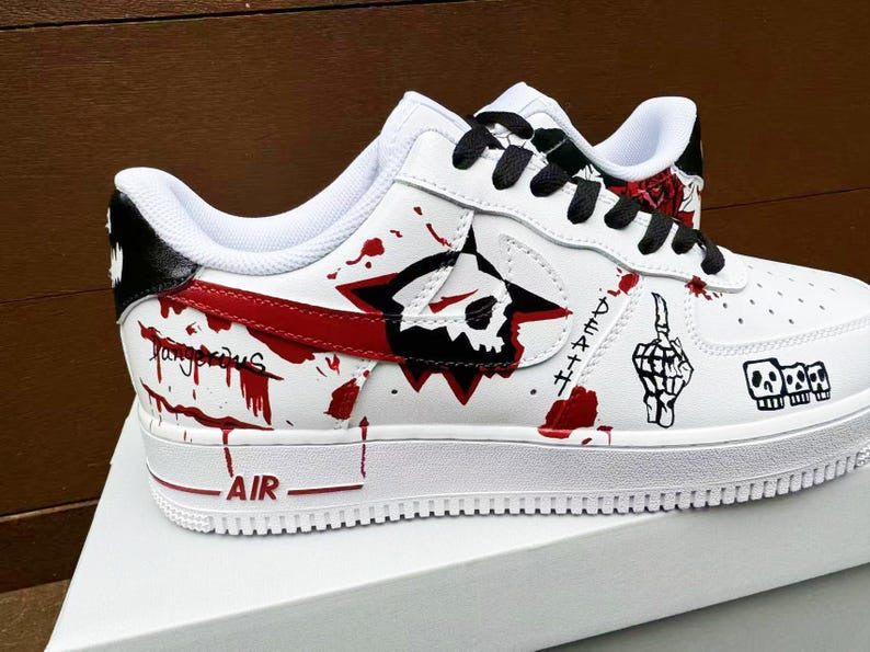 Custom Sneaker Skull