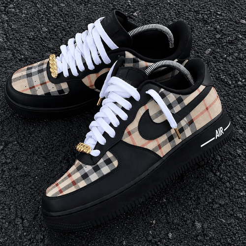 Custom Sneaker Black BBR