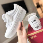 Custom Air Force 1 White Pearl Decor Bridal Custom Sneakers, Personalized Platform Wedding Shoes with Organza Ribbon Laces, Customizable Name & Date Non-slip Bride Wedding Trainers